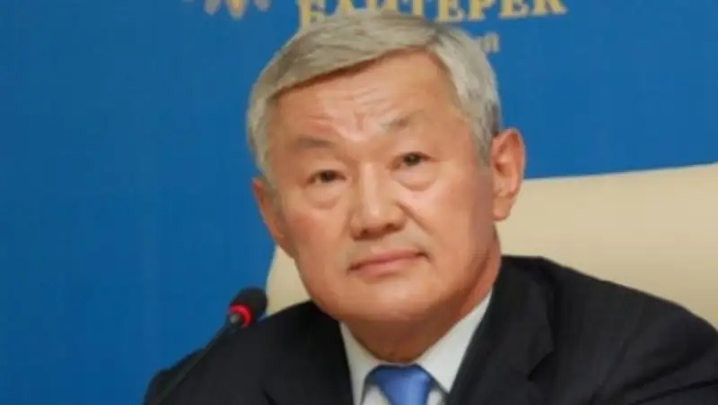 Б.Сапарбаев дал поручение пересмотреть учебную программу на 2015 учебный год