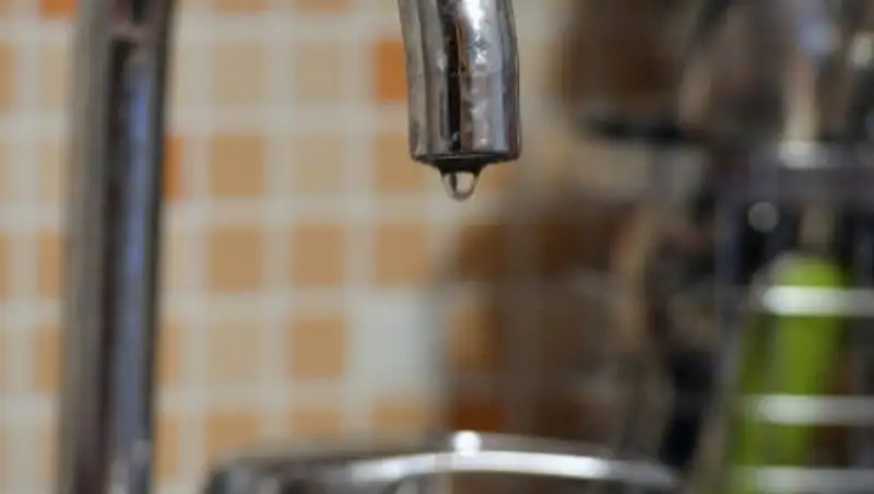 В Караганде строители при забивке свай повредили магистральный водопровод