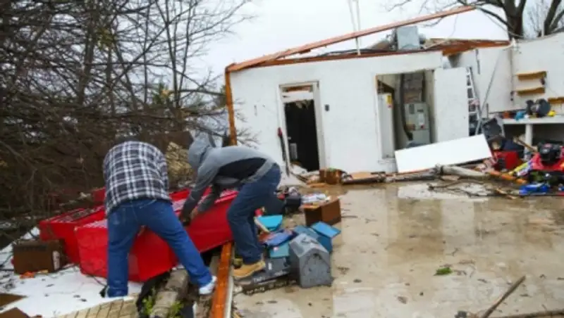 США: торнадо и наводнения унесли десятки жизней