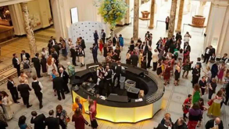 В Великобритании огласили лонг-лист номинантов на Букеровскую премию