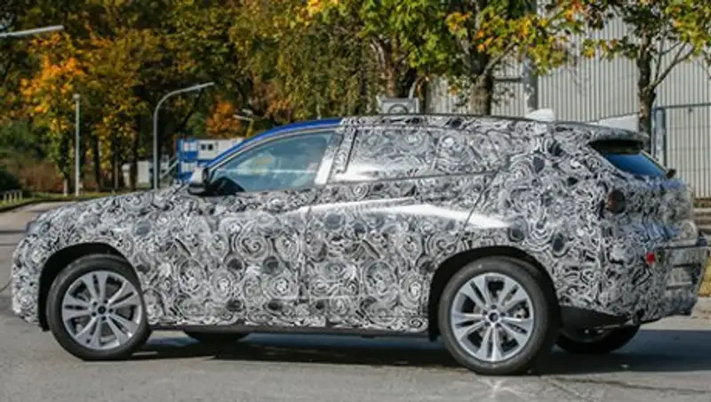 В Париж привезут кроссовер BMW X2
