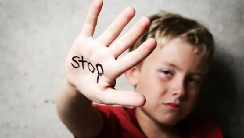 Врача-уролога обвиняют в надругательствах над 109 мальчиками