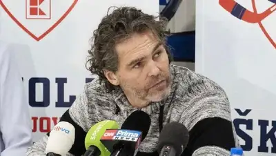 Хоккей Шайба в 50 лет, фото - Новости Zakon.kz от 06.04.2022 17:30