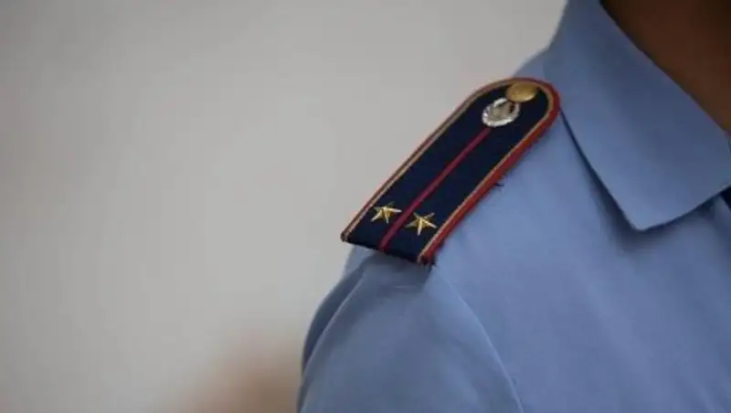 В Шымкенте предприниматель избил двух полицейских