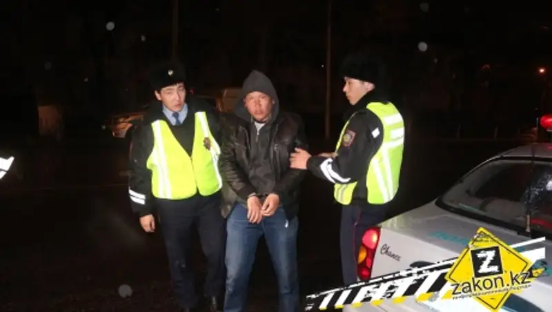 Пьяного строителя с наркотиками в кармане задержали в Алматы за разбойное нападение