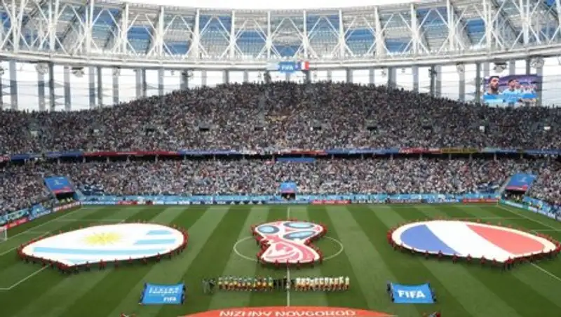 Рафаэль Варан открыл счет в матче Уругвай – Франция