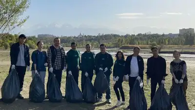 Активисты АНК, фото - Новости Zakon.kz от 10.10.2022 17:49