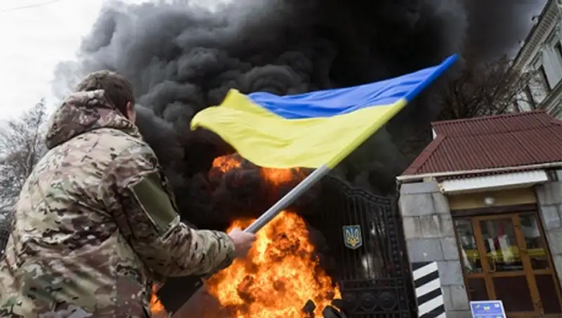 В бедах Украины обвинили национальный флаг