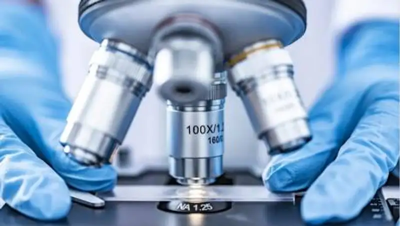 Коронавирус нового типа может вызывать тяжелые нарушения слуха