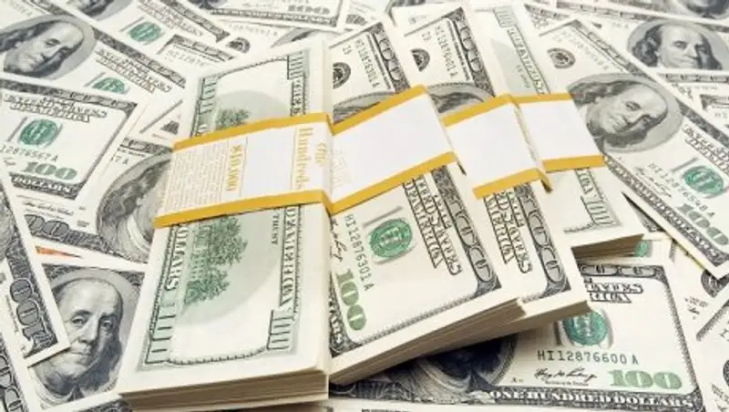 Почти на 143 млрд тенге купили валюты казахстанцы в январе