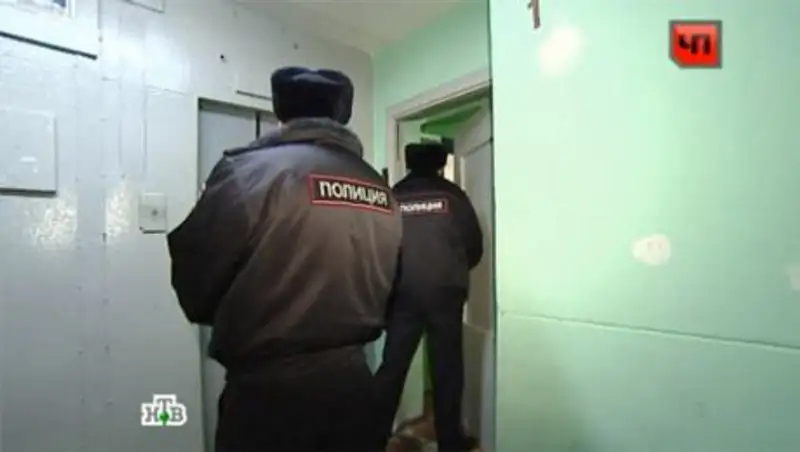 Женщина повесилась на собственной кофте в полицейском участке