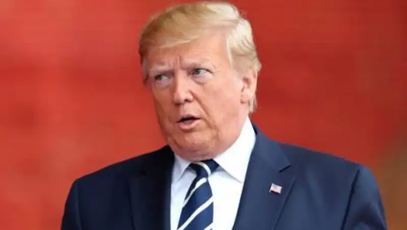 Трамп призвал посадить в тюрьму семью Байдена