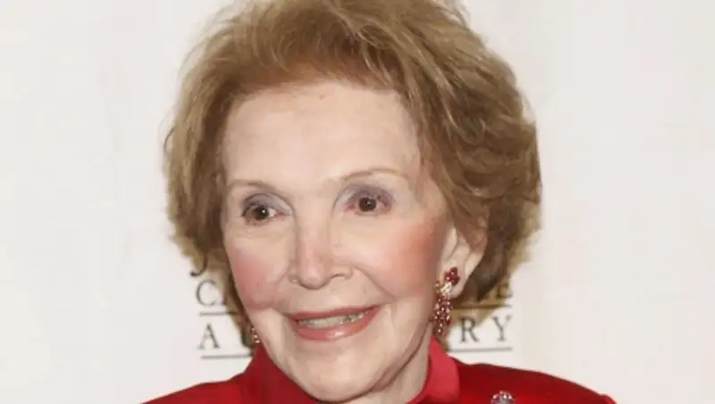 В Калифорнии прошли похороны Нэнси Рейган