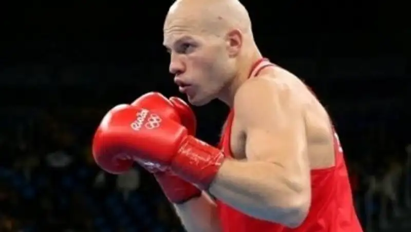 Левиту и Елеусинову посоветовали подписать контракты с К2