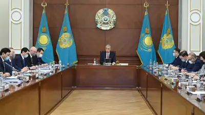 Токаев раскритиковал работу правительства за упущения с ценообразованием, фото - Новости Zakon.kz от 12.12.2022 12:38