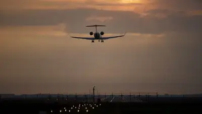 ремонт взлетной полосы, фото - Новости Zakon.kz от 11.03.2022 10:11