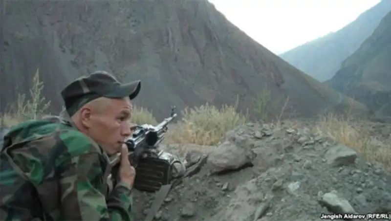На кыргызско-таджикской границе вновь произошла перестрелка