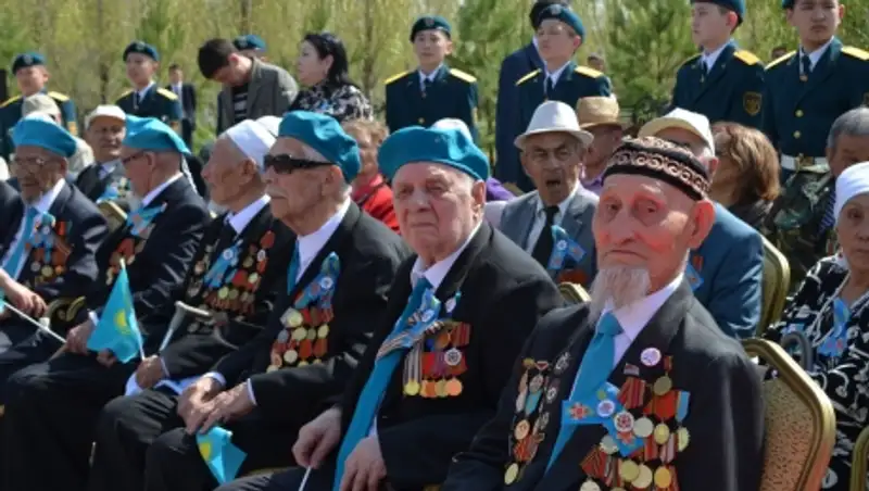 Глава государства принял участие в открытии памятника генерал-майору Панфилову