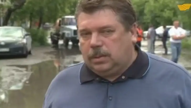 В Петропавловске мощный ливень затопил десятки домов