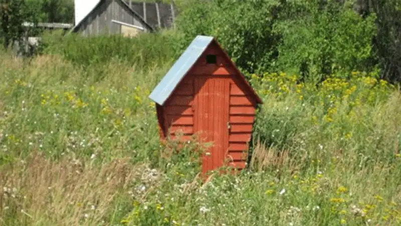 Жители алматинской окраины и коммунальщики рассорились из-за фекалий