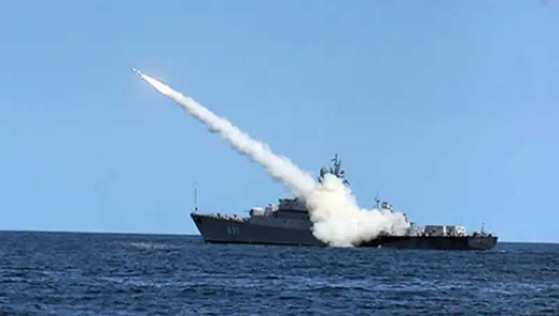 Российские корабли в Каспийском море обстреляли позиции ИГ в Сирии