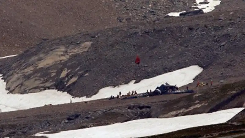 В Швейцарии разбился самолет с 20 пассажирами на борту