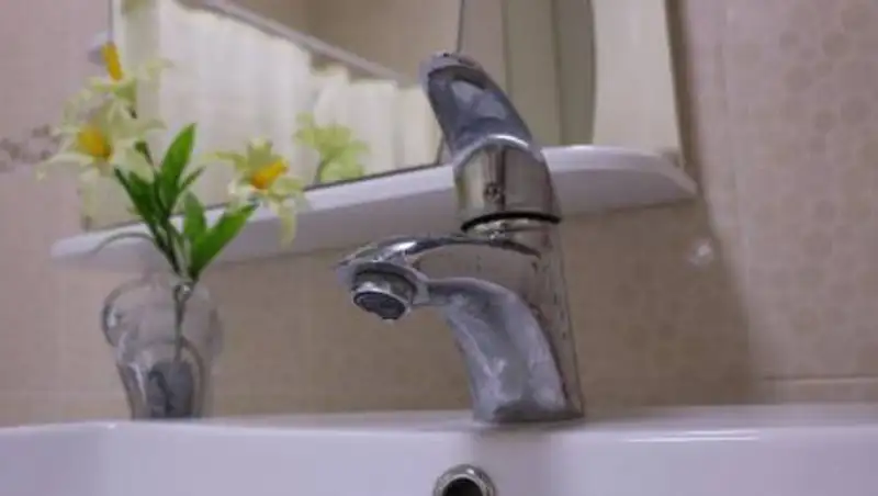 Холодную воду временно отключат в одном из районов Алматы