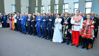 Пресс-служба акима Туркестанской области, фото - Новости Zakon.kz от 10.12.2019 17:56