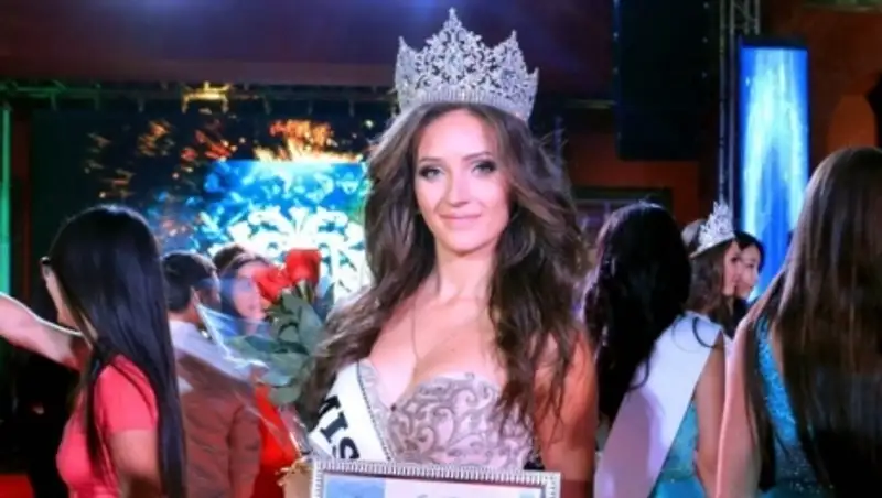 Победительницей конкурса «Мисс Алматы-2015» стала 20-летняя Регина Вальтер