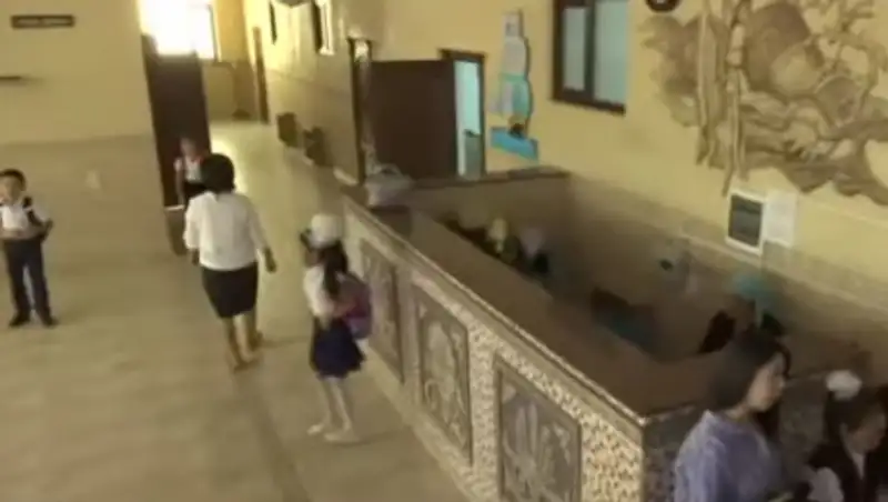 Школьники Шымкента вынуждены учиться в общественной бане