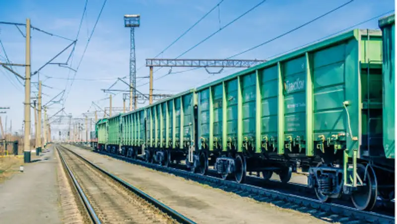 Пять человек на грузовом поезде пытались выехать из Актобе во время ЧП