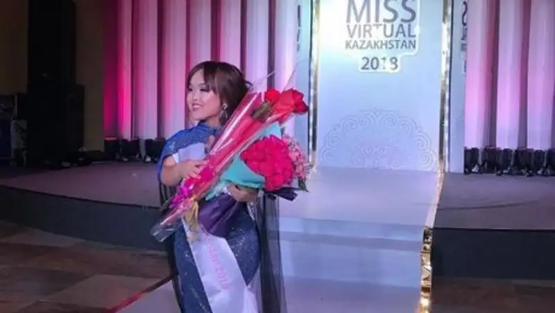 "Дюймовочка" из Костаная стала второй вице-мисс на конкурсе красоты