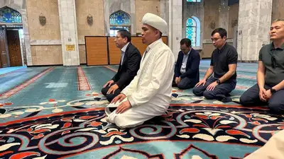 Аким Алматы поздравил горожан с праздником Курбан айт, фото - Новости Zakon.kz от 28.06.2023 11:31