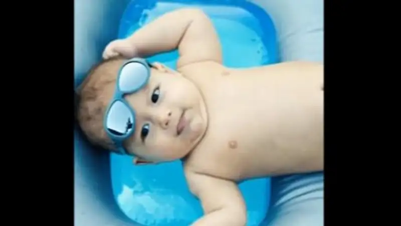 Сын Майкла Фелпса поразил пользователей сети стильным видео из бассейна