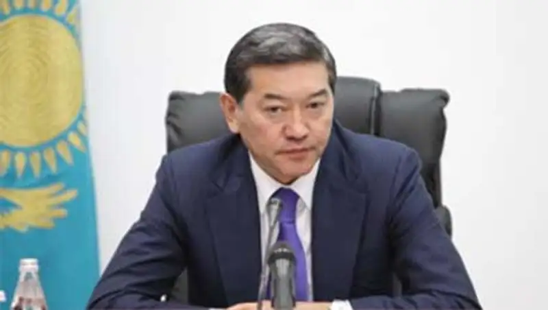 С. Ахметов поручил МСХ разработать отраслевую программу по переработке сельхозпродукции, фото - Новости Zakon.kz от 05.11.2013 19:02