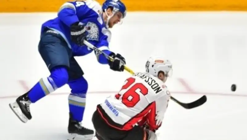 «Барыс» одолел омский «Авангард»