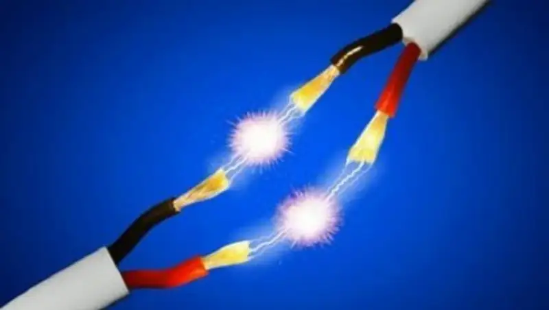 В Туркестане девочка умерла от удара током, делая уборку дома