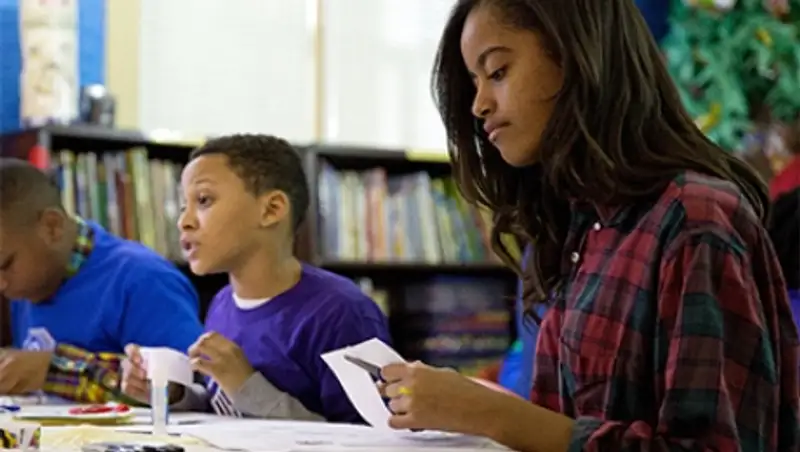 Старшая дочь Обамы стала ассистентом на съемках «Девчонок»