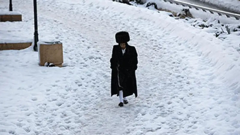 Снежная буря парализовала Иерусалим, фото - Новости Zakon.kz от 17.12.2013 01:37