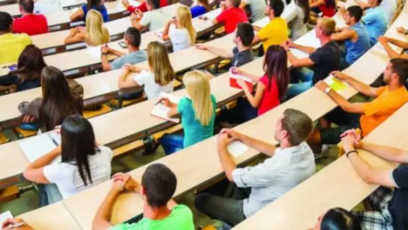 Мажилис одобрил поправки в законодательство по вопросам образования