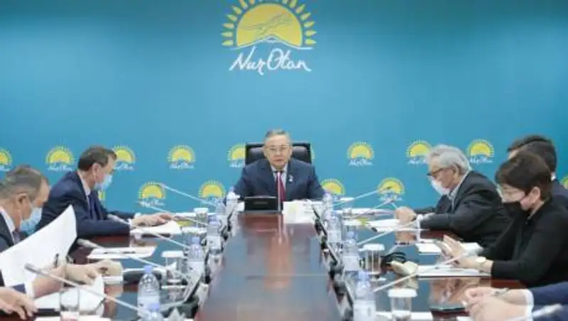 Коррупционеры грабят тех, кто не может защититься, детей и больных - РОСПК Nur Otan