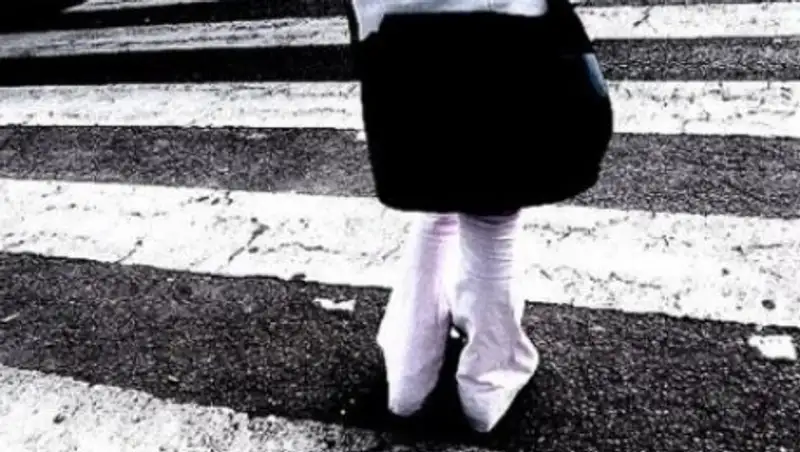 В Шымкенте на пешеходном переходе сбили школьницу