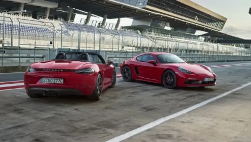 Porsche представил новый Cayman GTS и Boxster GTS