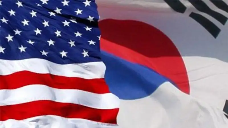 США и Южная Корея начали военные учения против КНДР