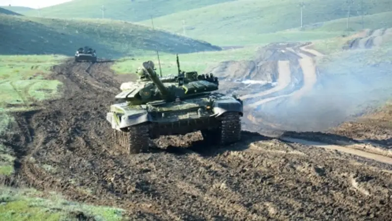 &#1178;Р &#1178;К-ні&#1187; &#1241;скери &#1179;ызметшілері &#1201;дайы орналасу орнынан 700 000 метрге марш жасады