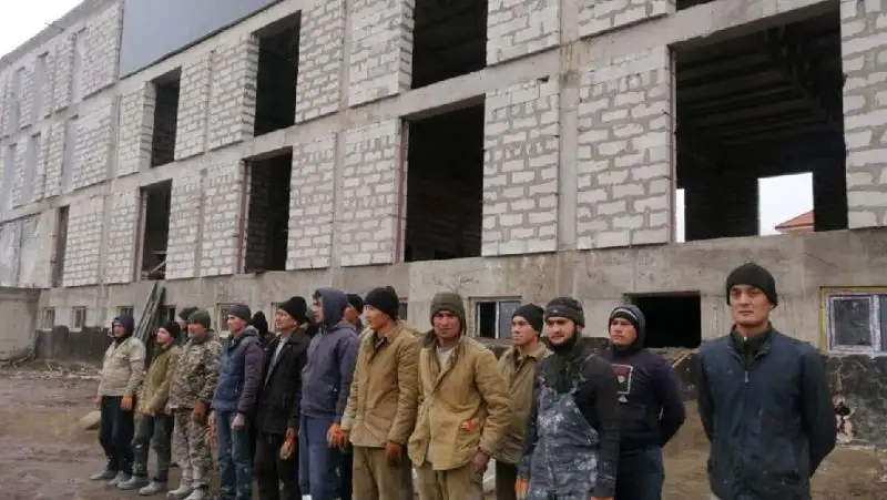 Из Казахстана выдворили 12 граждан Шри-Ланки