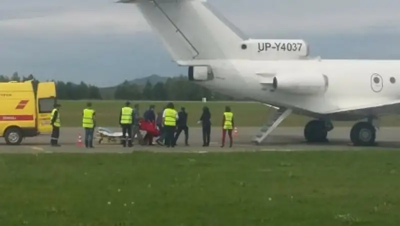 Пострадавшую в Алтае казахстанку доставили в Алматы