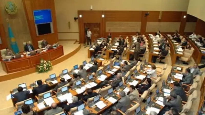 Ратификацию соглашения с Индией о передаче осужденных одобрил Мажилис