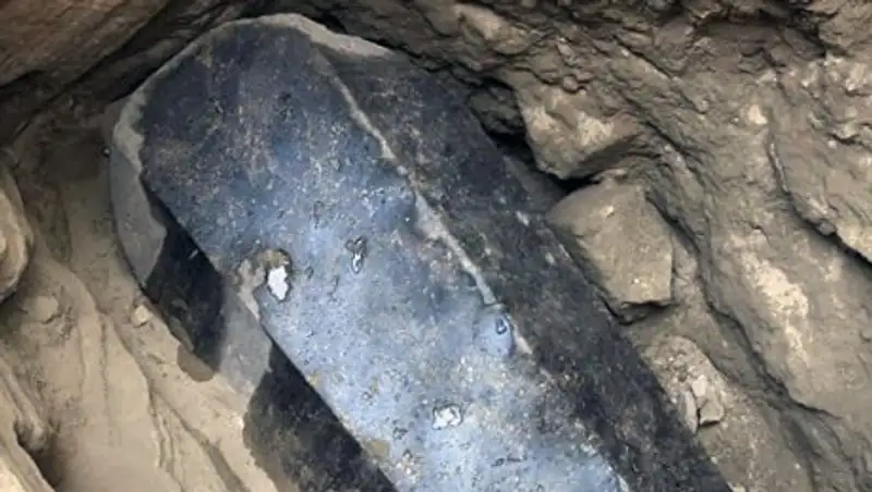 В Египте завершили операцию по подъему черного саркофага