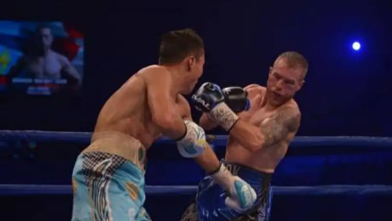 В сети появилось видео победы Каната Ислама в титульном бою в Астане